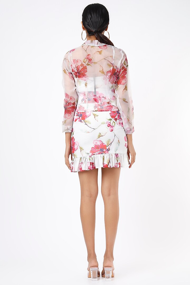 White Ruched Adjustable Skirt Set by Gunu Sahni at Pernia's Pop Up Shop