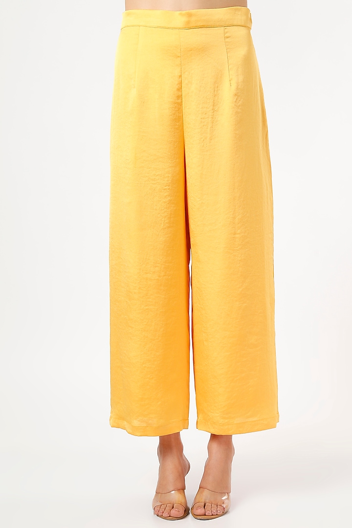 Mango Orange Imported Crepe Co-Ord Set by Gunu Sahni at Pernia's Pop Up Shop