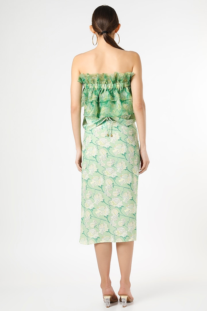 Candy Green Floral Printed Draped Skirt Set by Gunu Sahni at Pernia's Pop Up Shop
