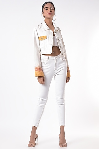 White Embroidered Cropped Jacket by Gunu Sahni