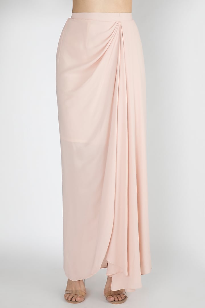 Blush Pink Embroidered Cape Set by Gunu Sahni at Pernia's Pop Up Shop
