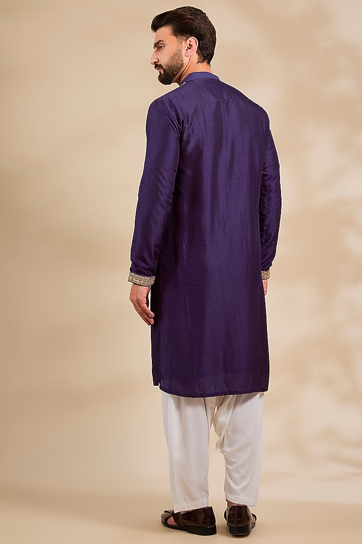 Purple Tussar Silk Embroidered Kurta Set by Gopi Vaid Men at Pernia's Pop Up Shop