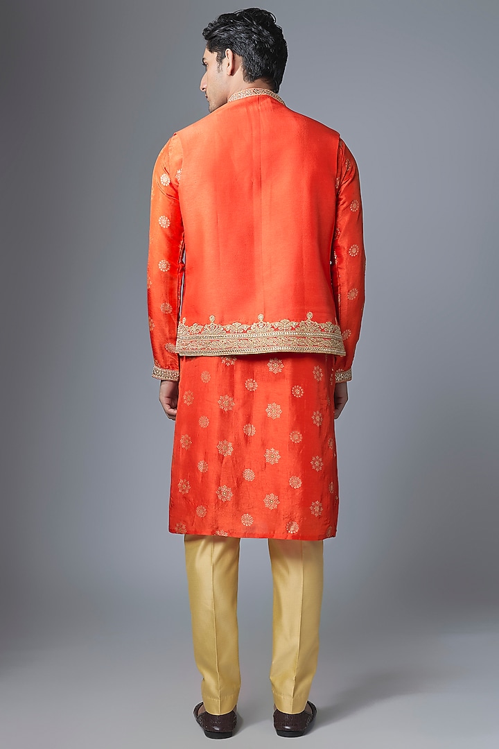 Orange Tussar Silk Marodi Embroidered Bundi Jacket Set by Gopi Vaid Men at Pernia's Pop Up Shop