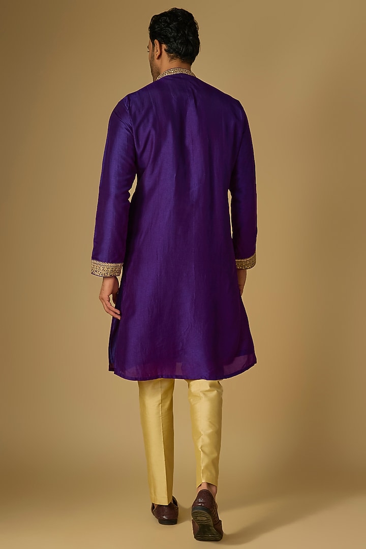 Purple Tussar Silk Gota Embroidered Kurta Set by Gopi Vaid Men at Pernia's Pop Up Shop