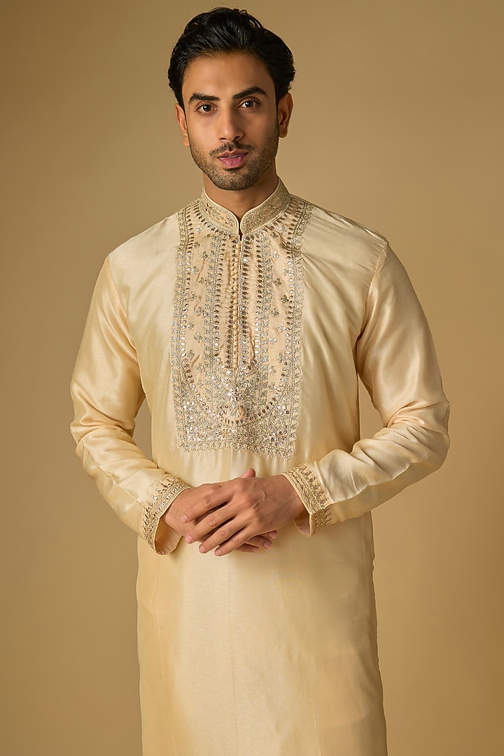 Ivory Tussar Silk Gota Embroidered Kurta Set by Gopi Vaid Men at Pernia's Pop Up Shop