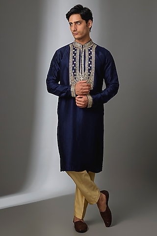 Navy Blue Tussar Silk Gota Embroidered Kurta Set by Gopi Vaid Men 