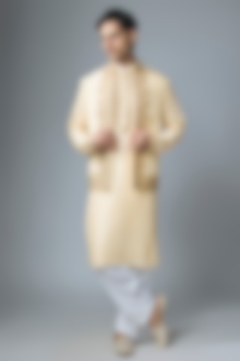 Ivory Tussar Silk Gota Embroidered Bundi Jacket Set by Gopi Vaid Men at Pernia's Pop Up Shop