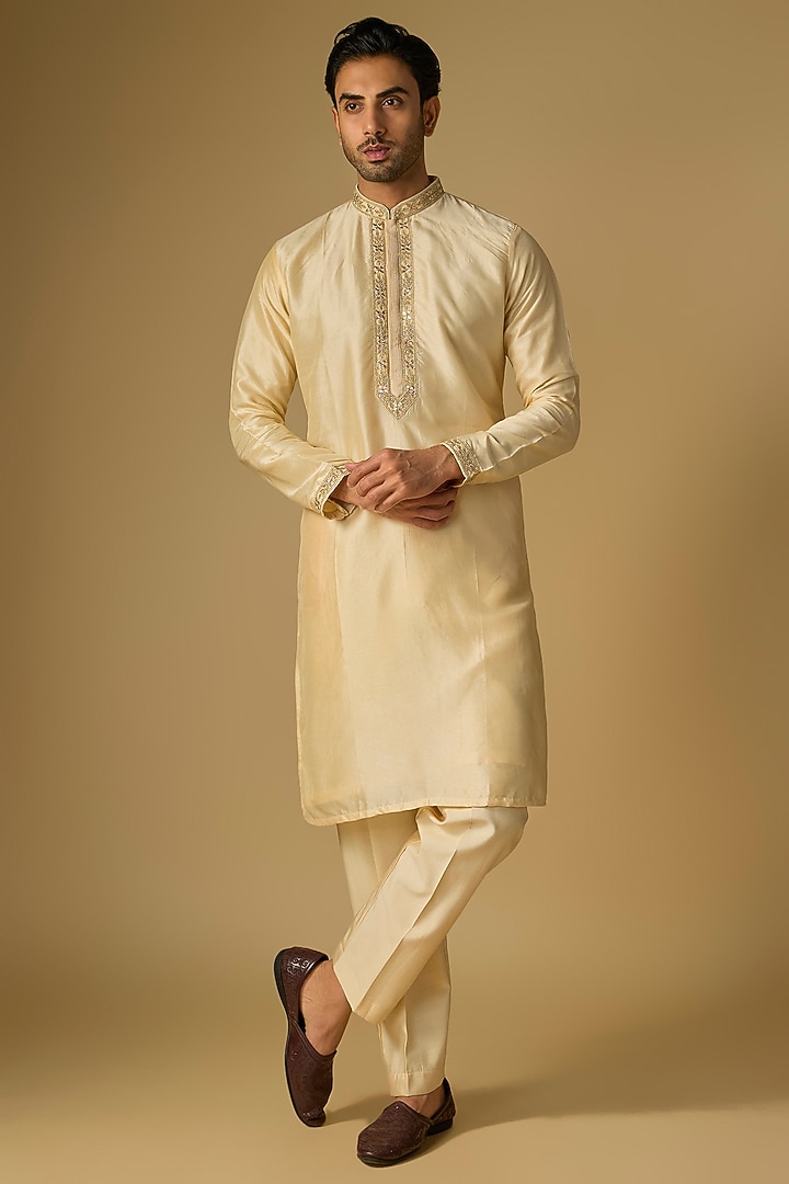 Ivory Tussar Silk Marodi Embroidered Kurta Set by Gopi Vaid Men at Pernia's Pop Up Shop