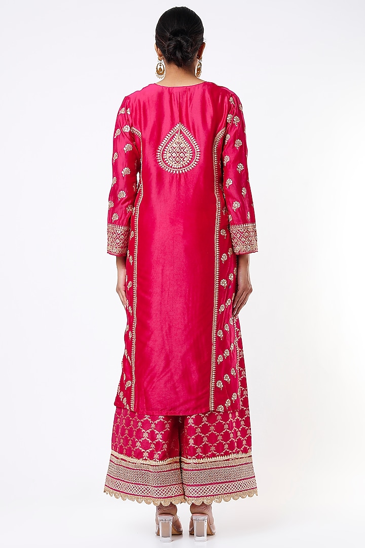 Rani Pink Cotton Silk Kurta Set by GOPI VAID at Pernia's Pop Up Shop