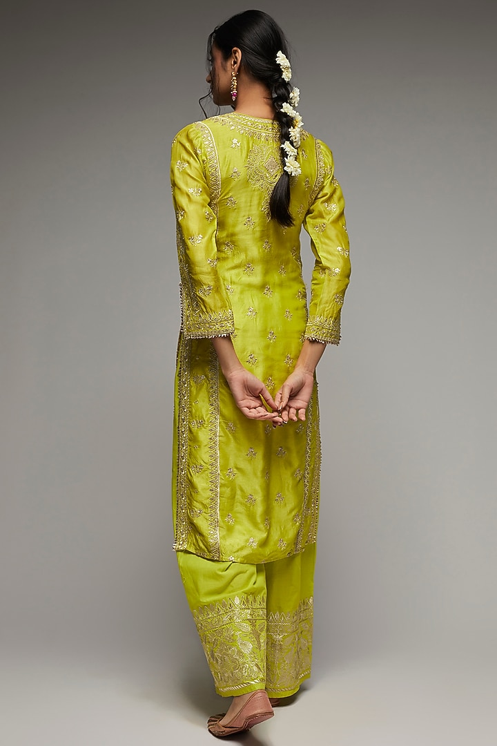 Lime Green Silk Embroidered Kurta Set by GOPI VAID at Pernia's Pop Up Shop