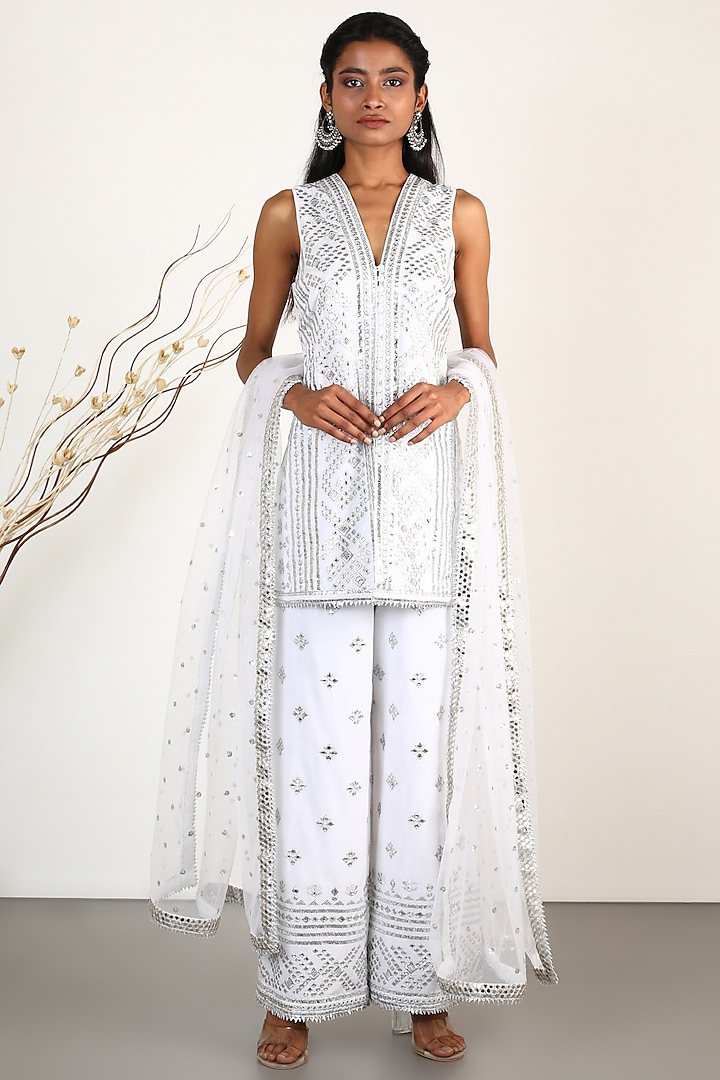 Ivory White Embroidered Kurta Set by GOPI VAID