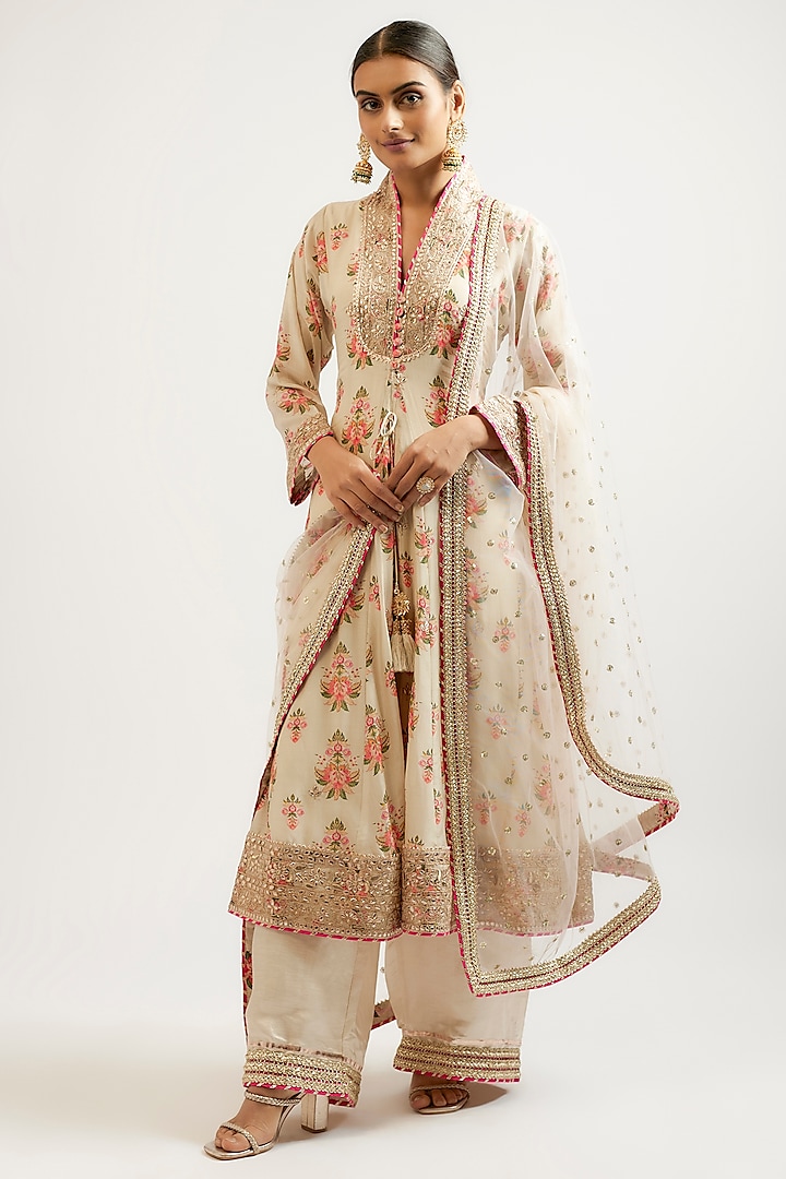 Ivory Cotton Silk Hand & Machine Embroidered Kurta Set by GOPI VAID at Pernia's Pop Up Shop