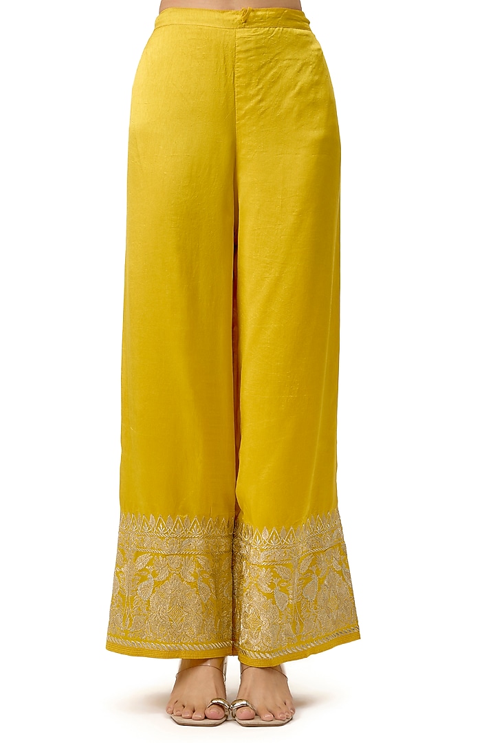 Yellow Tussar Silk Embroidered Kurta Set by Gopi Vaid at Pernia's Pop Up Shop
