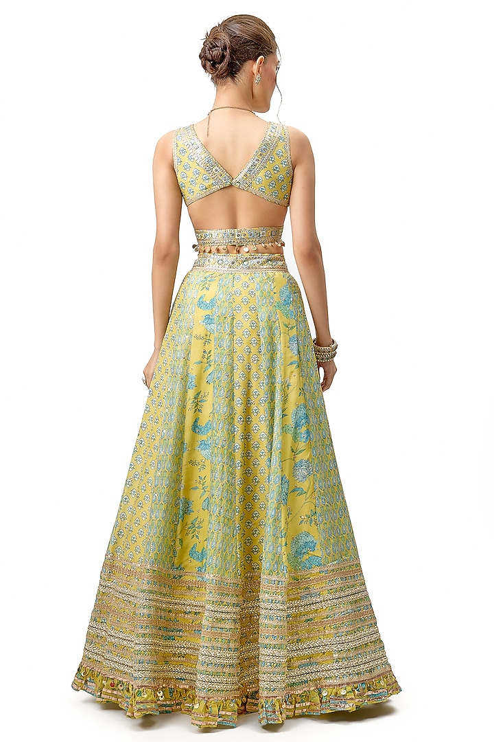 Yellow Cotton Silk Floral Motif Embroidered Flared Wedding Lehenga Set by Gopi Vaid at Pernia's Pop Up Shop