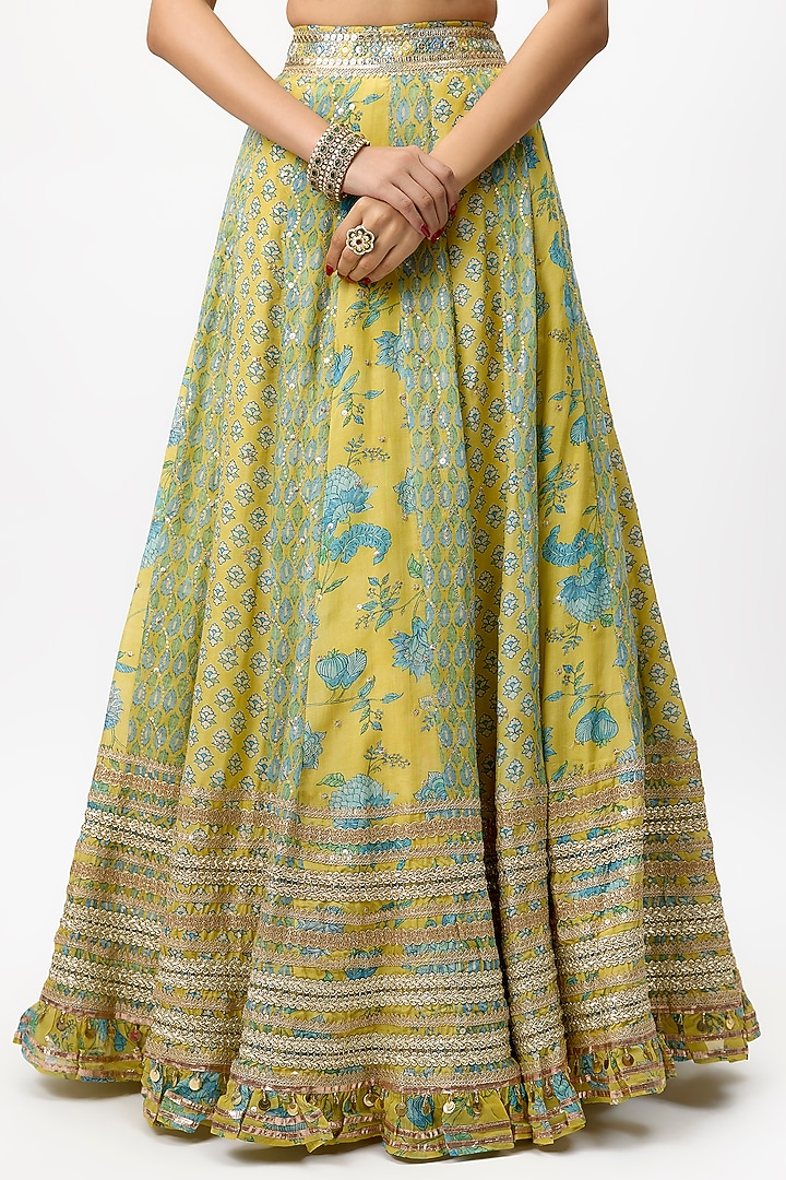 Yellow Cotton Silk Floral Motif Embroidered Flared Wedding Lehenga Set by Gopi Vaid at Pernia's Pop Up Shop