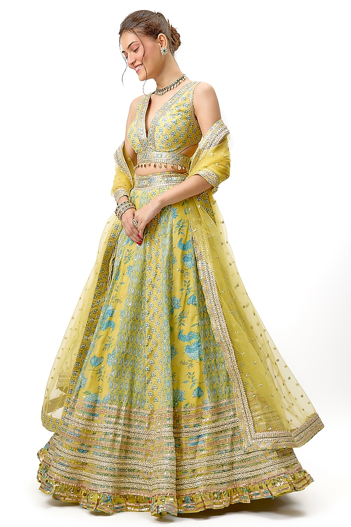 Yellow Cotton Silk Floral Motif Embroidered Flared Wedding Lehenga Set by Gopi Vaid at Pernia's Pop Up Shop