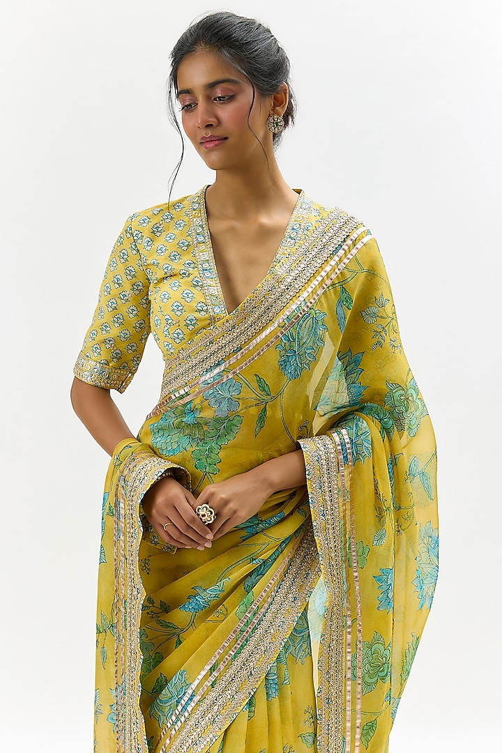 Yellow Organza Floral Printed & Embroidered Wedding Saree Set by Gopi Vaid at Pernia's Pop Up Shop