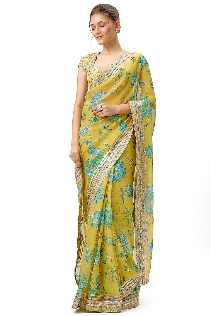 Yellow Organza Floral Printed & Embellished Wedding Saree Set by Gopi Vaid at Pernia's Pop Up Shop
