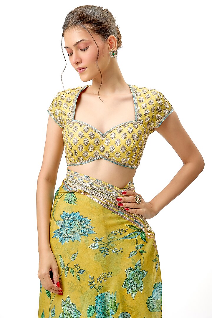 Yellow Organza Floral Printed & Embellished Wedding Saree Set by Gopi Vaid at Pernia's Pop Up Shop