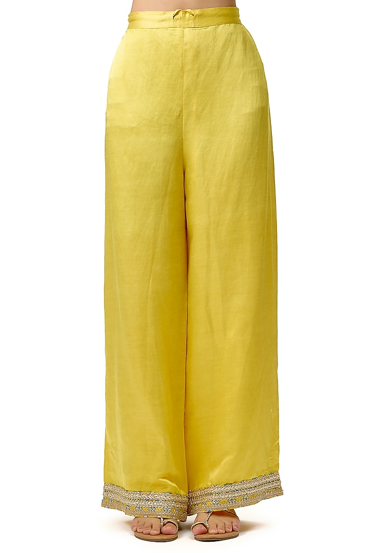 Yellow Cotton Silk Zari & Sequin Embroidered Kurta Set by Gopi Vaid at Pernia's Pop Up Shop