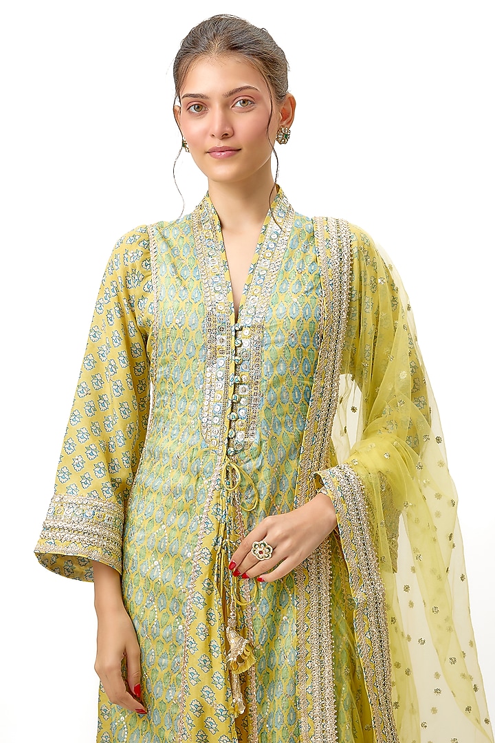 Yellow Cotton Silk Zari & Sequin Embroidered Kurta Set by Gopi Vaid at Pernia's Pop Up Shop