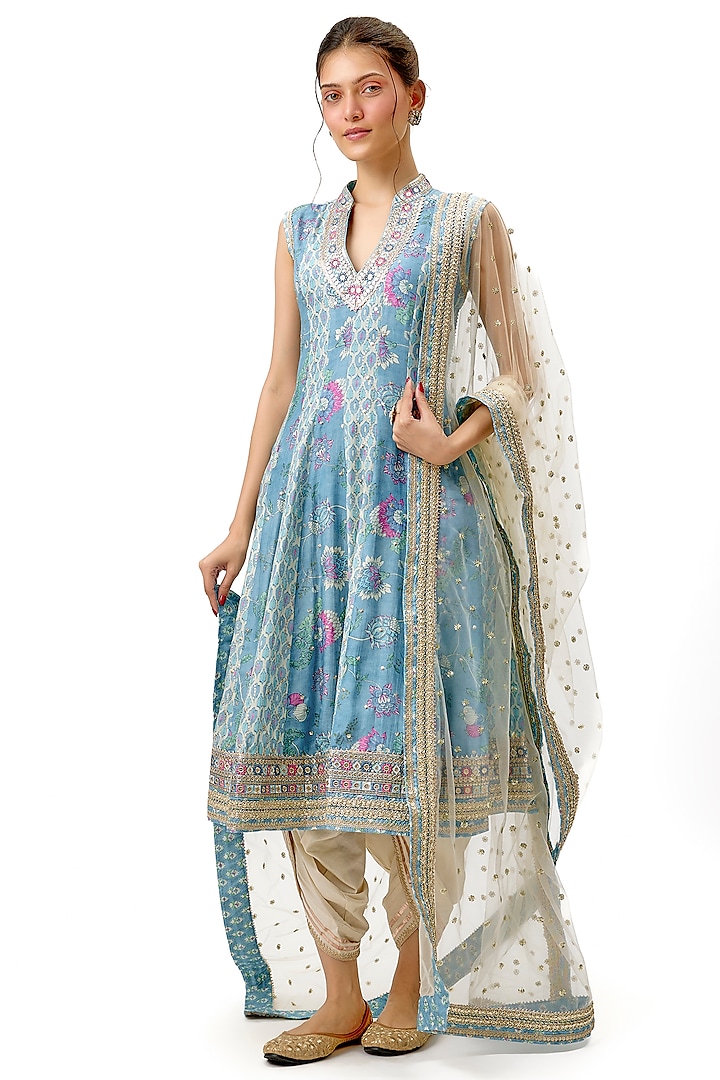 Blue Cotton Silk Floral & Zari Embroidered Asymmetric Kurta Set by Gopi Vaid at Pernia's Pop Up Shop