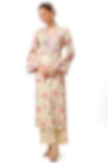 Ivory Cotton Silk Floral Printed & Embroidered Kurta by Gopi Vaid at Pernia's Pop Up Shop