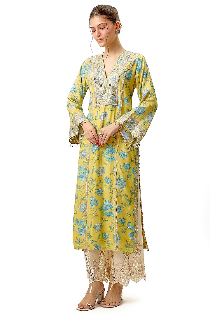 Yellow Cotton Silk Floral Printed & Embroidered Kurta by Gopi Vaid at Pernia's Pop Up Shop