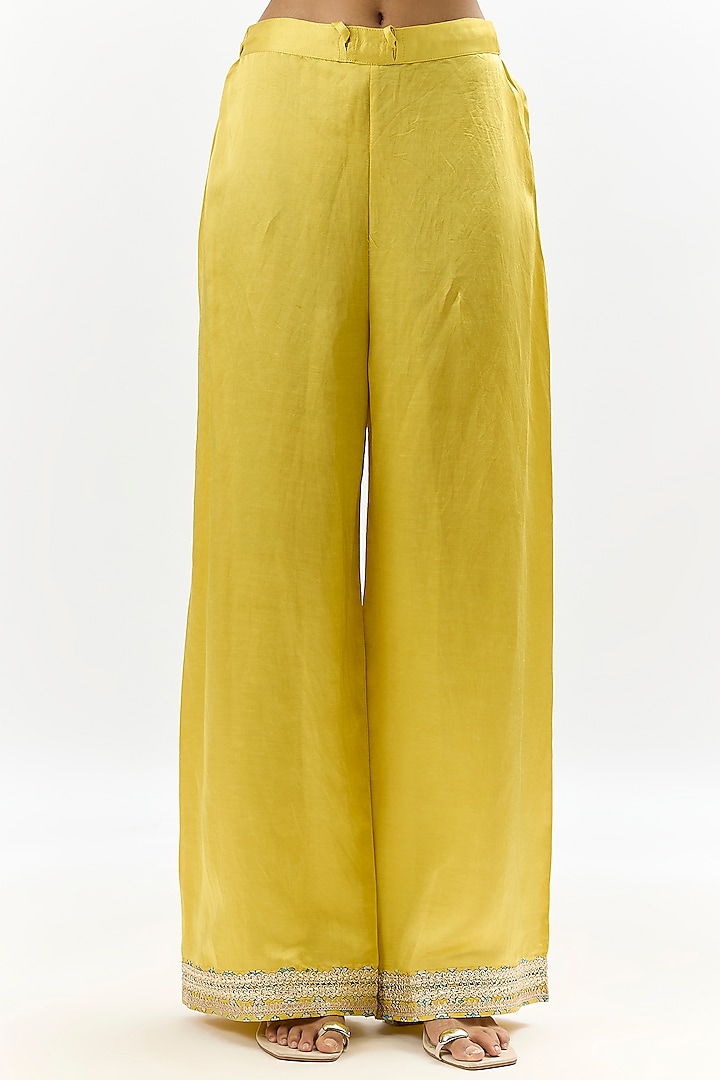 Yellow Cotton Silk Floral Printed & Embroidered Kurta Set by GOPI VAID at Pernia's Pop Up Shop
