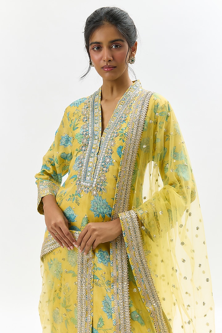Yellow Cotton Silk Floral Printed & Embroidered Kurta Set by GOPI VAID at Pernia's Pop Up Shop