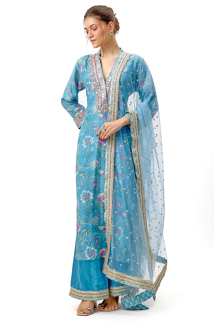 Blue Cotton Silk Floral Printed & Embroidered Kurta Set by Gopi Vaid at Pernia's Pop Up Shop