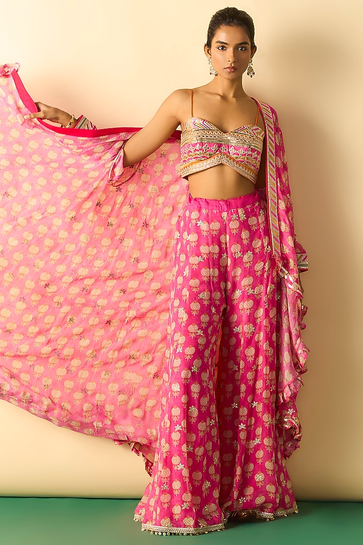 Pink Georgette Boota Printed Cape Set by Gopi Vaid at Pernia's Pop Up Shop