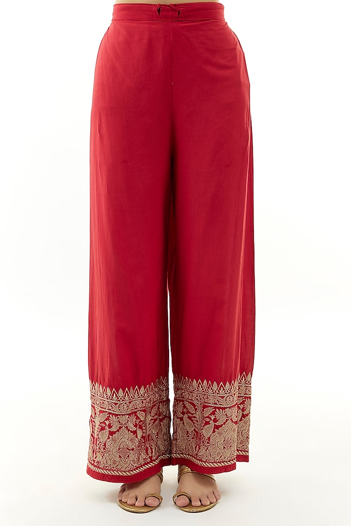 Red Tussar Silk Embroidered Kurta Set by Gopi Vaid at Pernia's Pop Up Shop