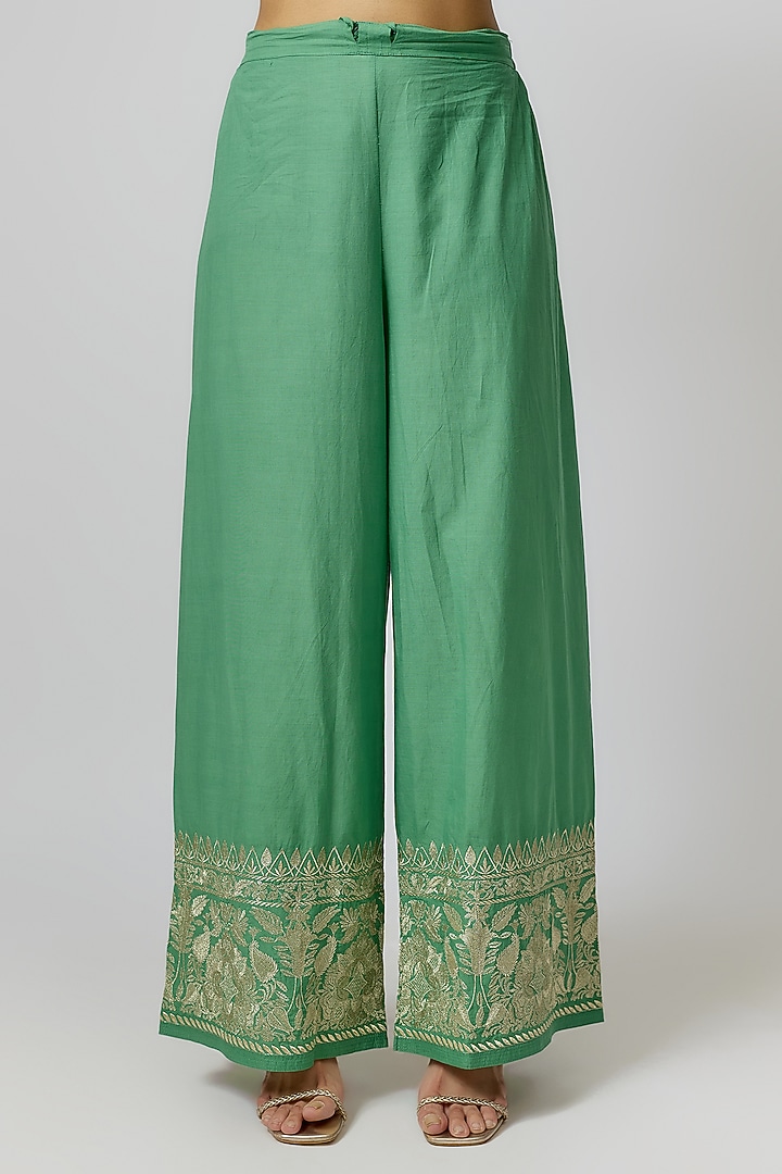 Green Tussar Silk Embroidered Kurta Set by GOPI VAID at Pernia's Pop Up Shop