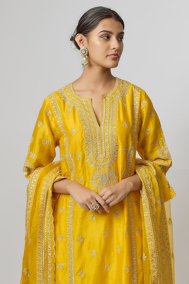 Yellow Tussar Silk Embroidered Kurta Set by GOPI VAID at Pernia's Pop Up Shop