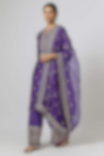 Purple Tussar Silk Embroidered Kurta Set by GOPI VAID