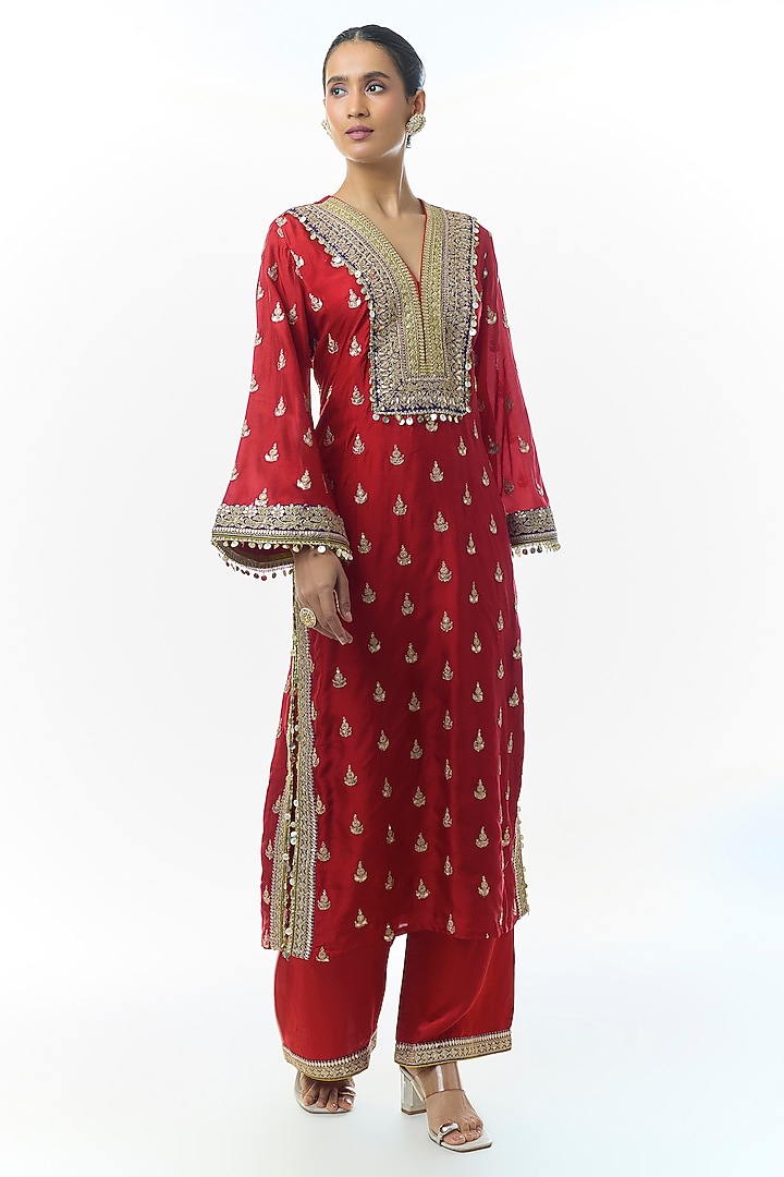 Red Tussar Motifs Embroidered Kurta Set by Gopi Vaid at Pernia's Pop Up Shop