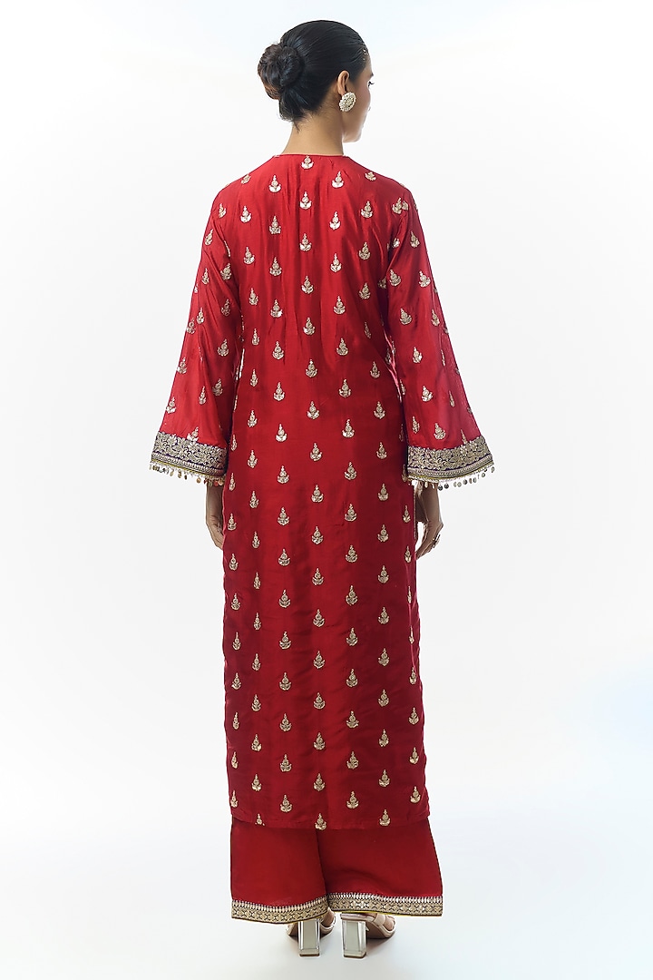 Red Tussar Motifs Embroidered Kurta Set by Gopi Vaid at Pernia's Pop Up Shop