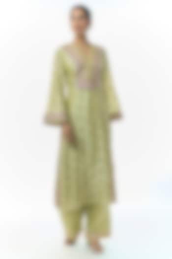 Pista Green Tussar Motifs Embroidered Kurta Set by Gopi Vaid at Pernia's Pop Up Shop
