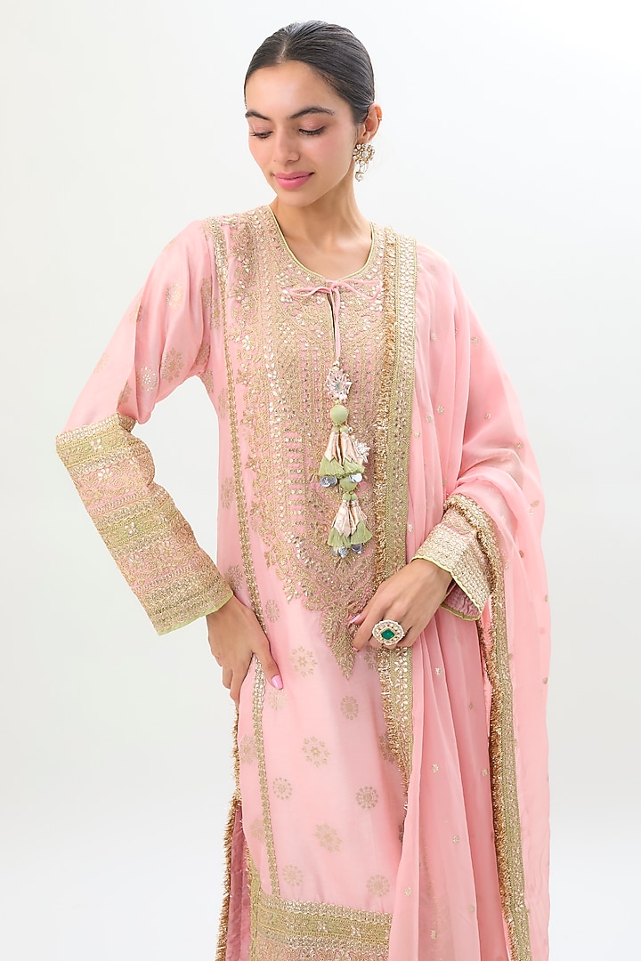 Pastel Pink Brocade Zari Embroidered Kurta Set by Gopi Vaid at Pernia's Pop Up Shop