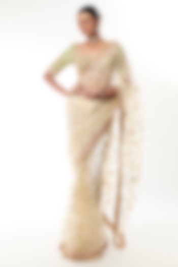 Ivory Organza Floral Embroidered Reception Saree Set by GOPI VAID at Pernia's Pop Up Shop