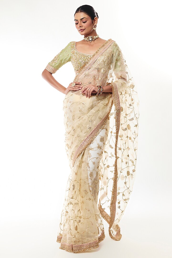 Ivory Organza Floral Embroidered Reception Saree Set by GOPI VAID at Pernia's Pop Up Shop