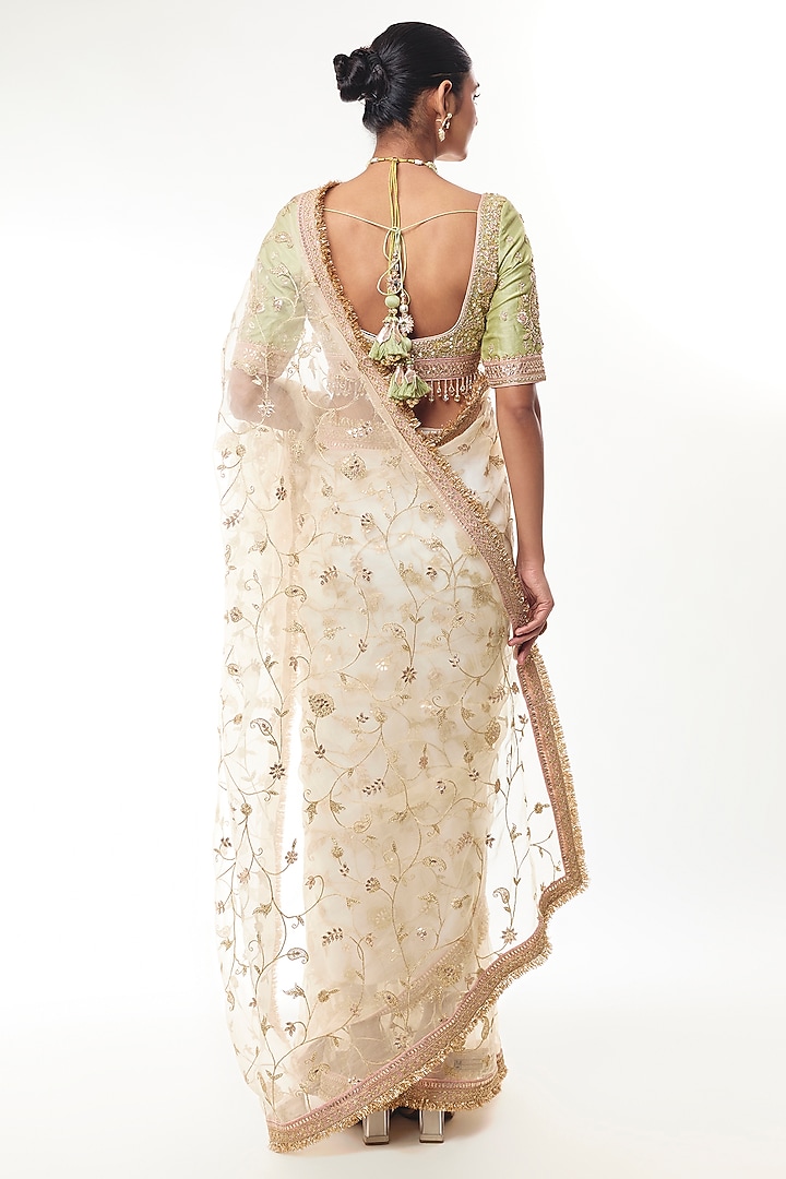 Ivory Organza Floral Embroidered Reception Saree Set by GOPI VAID at Pernia's Pop Up Shop