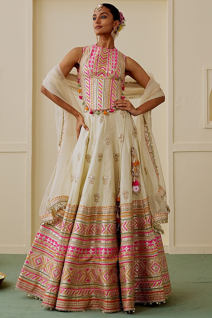 Ivory Tussar Mirror Embellished Wedding Lehenga Set by Gopi Vaid at Pernia's Pop Up Shop