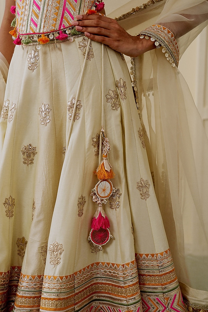 Ivory Tussar Mirror Embellished Wedding Lehenga Set by Gopi Vaid at Pernia's Pop Up Shop