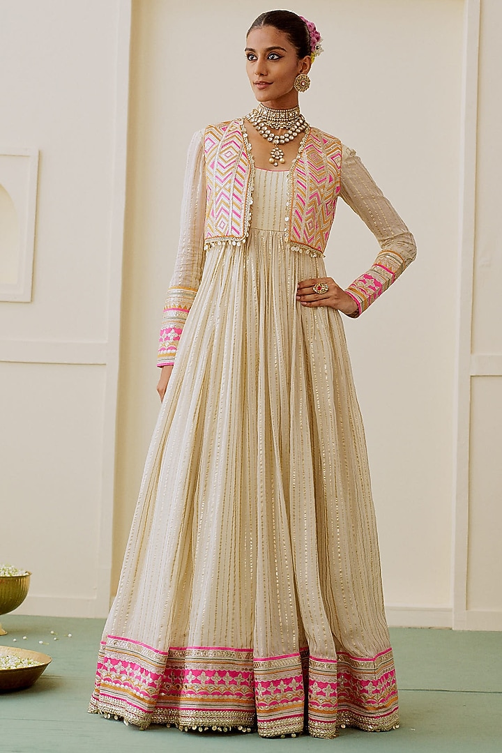 Ivory Organza Zari Embellished Wedding Anarkali Set by Gopi Vaid at Pernia's Pop Up Shop