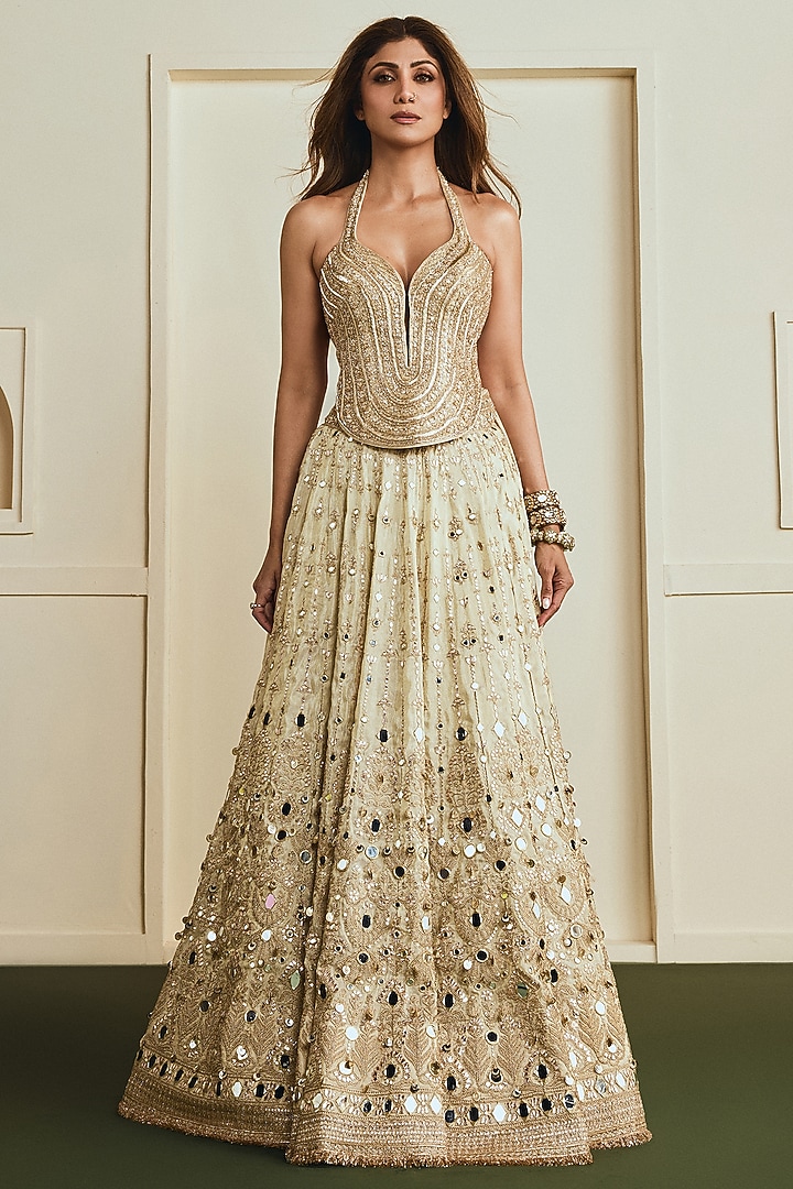 Gold Pure Tissue Mirror Embellished Bridal Bridal Lehenga Set by GOPI VAID at Pernia's Pop Up Shop