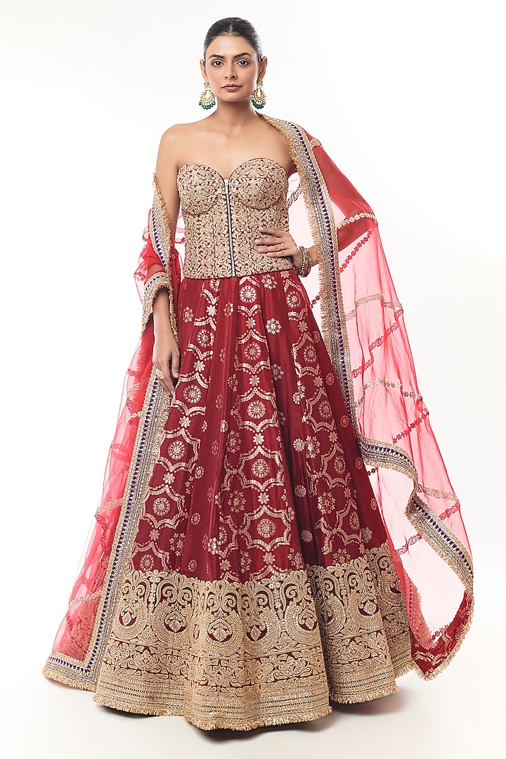 Red Tussar Gold Embroidered Bridal Lehenga Set by GOPI VAID at Pernia's Pop Up Shop