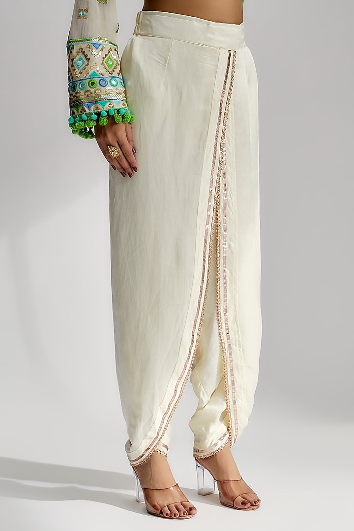 Ivory Hand Embroidered Wedding Anarkali Set by GOPI VAID at Pernia's Pop Up Shop