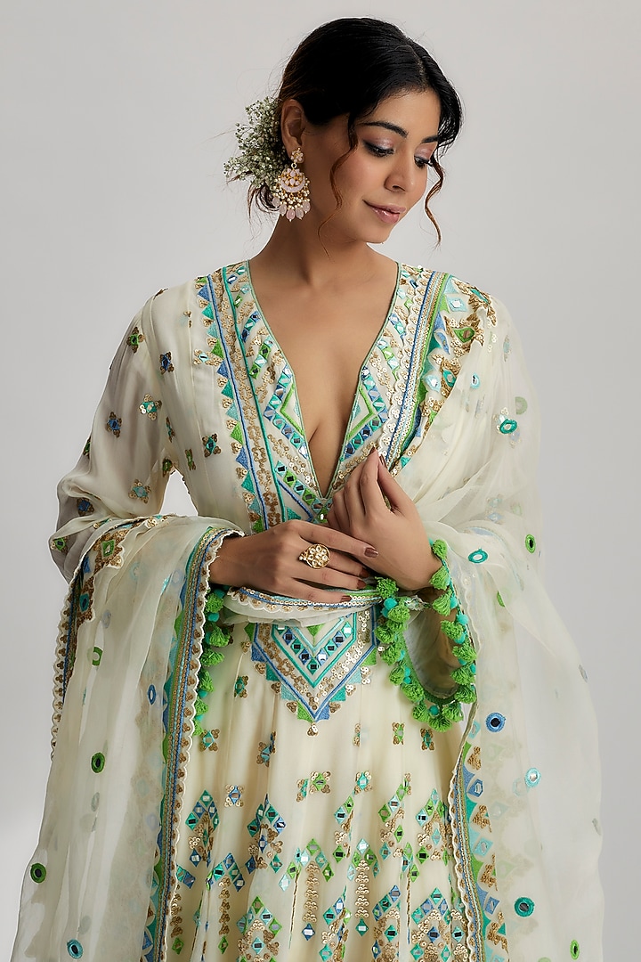 Ivory Hand Embroidered Wedding Anarkali Set by GOPI VAID at Pernia's Pop Up Shop
